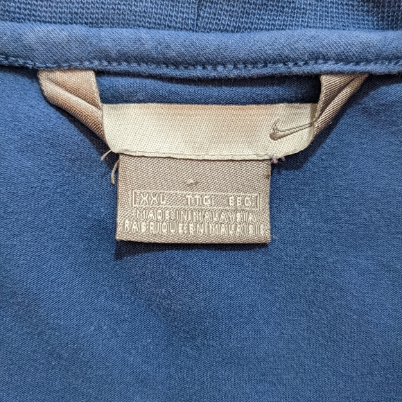 VTG Nike Swoosh Mock Turtleneck Navy XXL. In good pre owned condition. - Picture 3 of 4